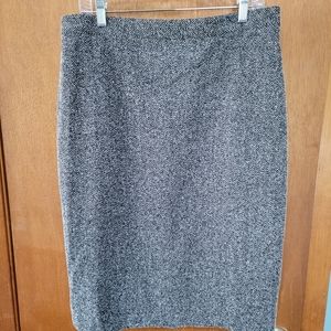 BANANA REPUBLIC Size 14 gray herringbone pencil skirt